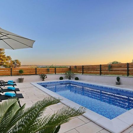 珀塞达耶Punta Garden Pool House别墅 外观 照片